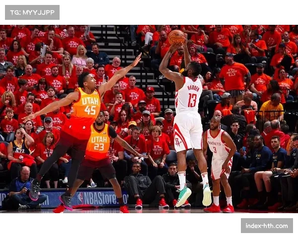 朗斯后卫塞纳亚抢断榜前列 防守悍将作用不容小觑