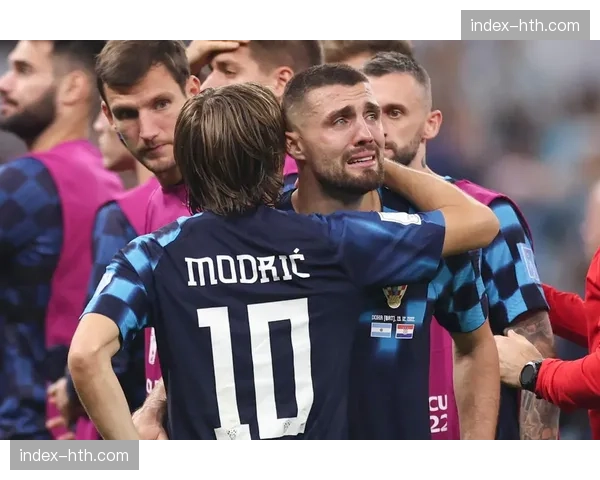 克罗地亚科瓦契奇组织核心：皇马中场调度进攻，破解英格兰高位压迫